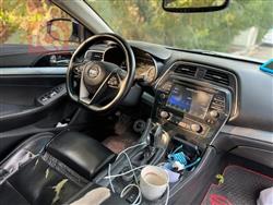 نيسان ماكسيما